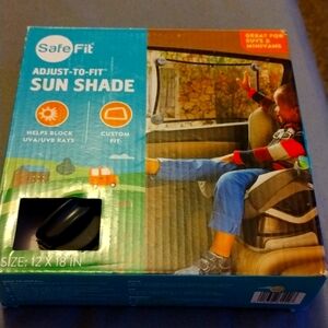 SafeFit Adjust-to-Fit Sun Shade 12 x 18 NWT